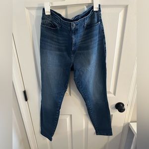 GUESS 1981 skinny jeans